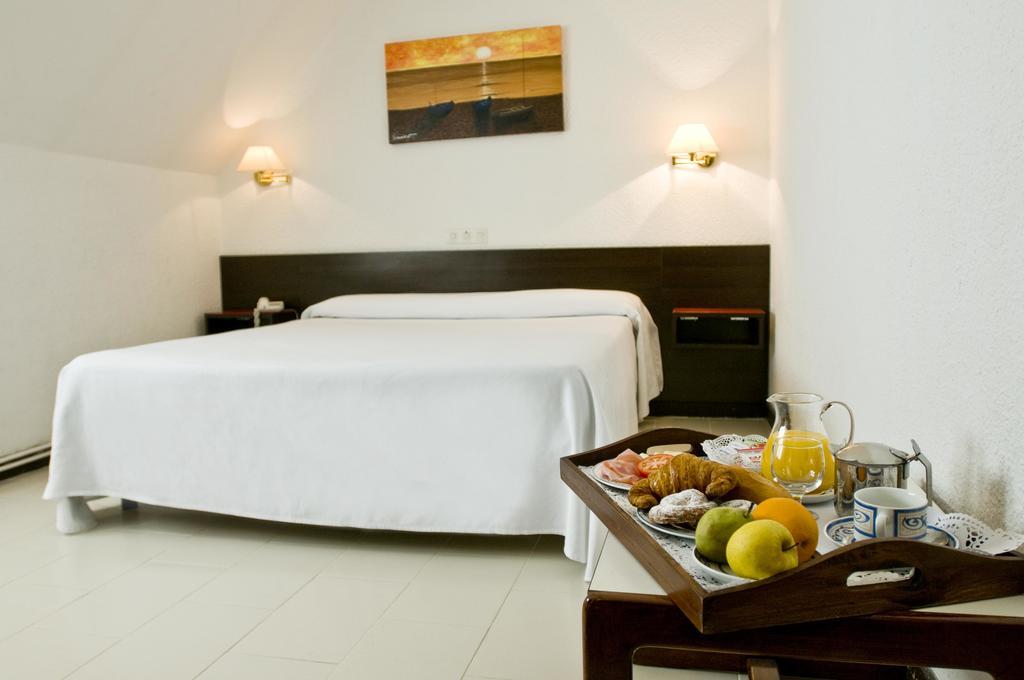 Checkin Torredembarra Hotell Eksteriør bilde